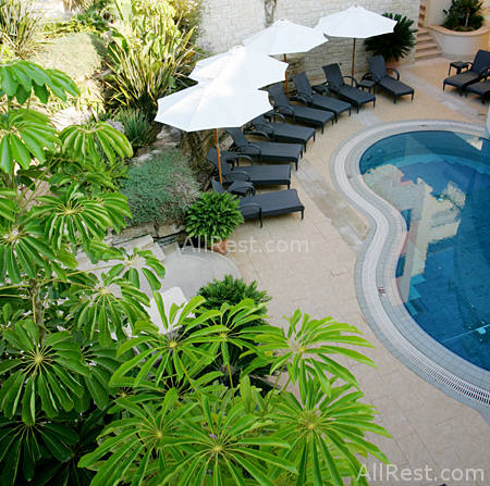 Aphrodite Hills Resort 18